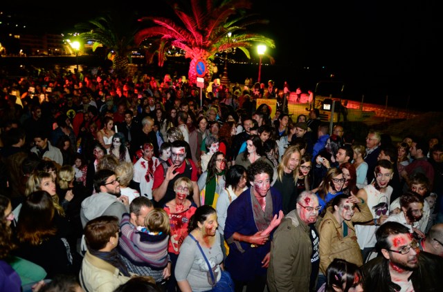 r02-Sortida ZombieWalk-Salida ZombieWalk-ZombieWalk Start-g